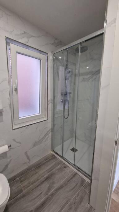 Apartamento Aires De Tineo Овиедо Екстериор снимка